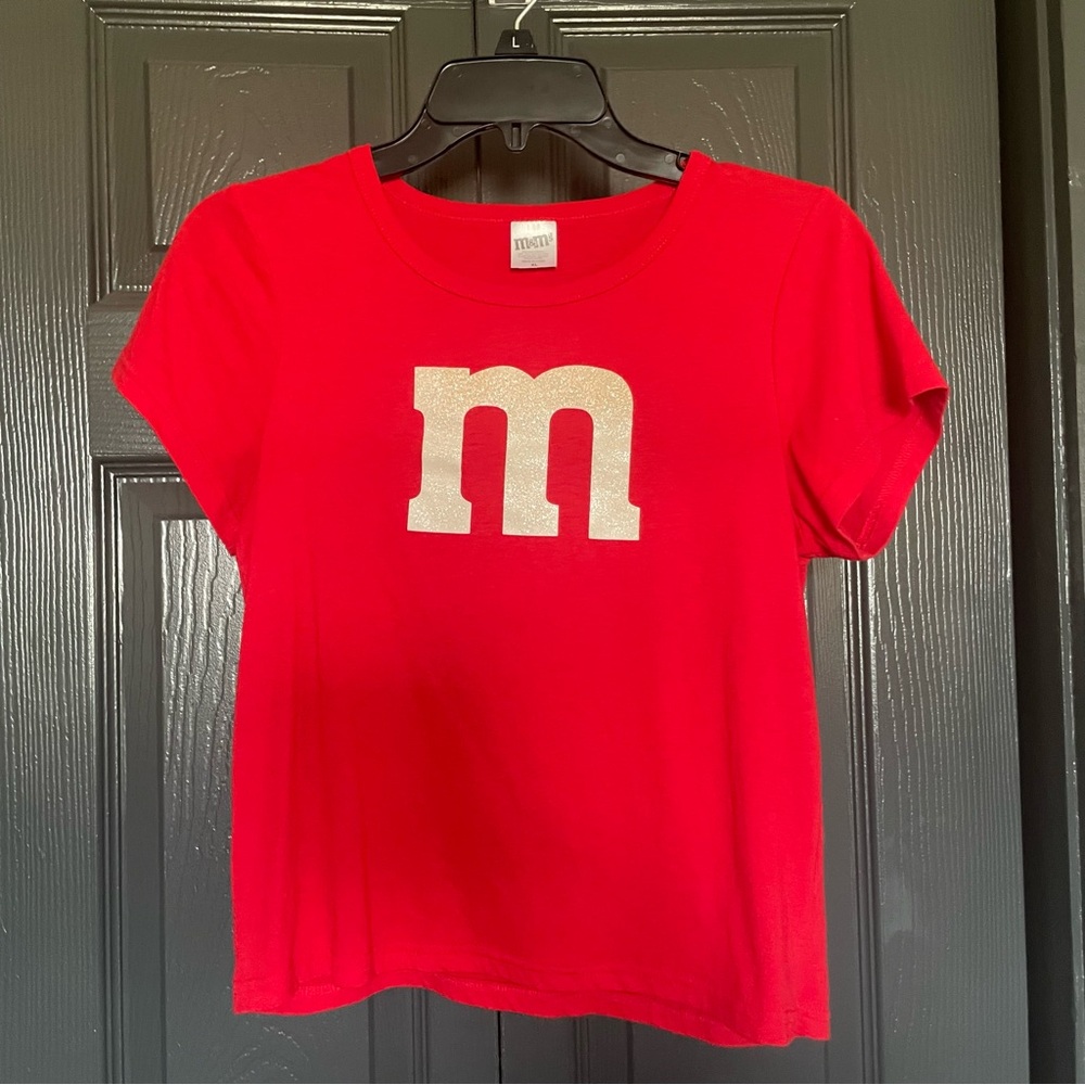 Girls youth juniors red M&M tee tshirt with glittery sparkly M size XL